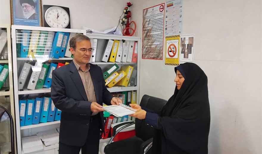 تقدیر رئیس شبکه و مرکز بهداشت شهرستان نرماشیر از مهندسان شبکه بهداشت  به مناسبت روز مهندس